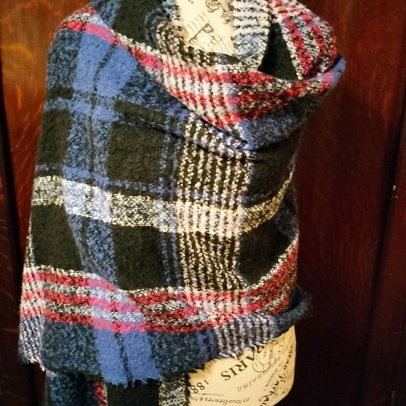 Juicy Couture Accessories - Juicy Couture Blanket Scarf Oversized Fringed Wrap; Black, Pink & Purple…
